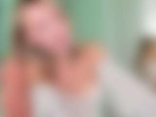 Chloe's Live Sex Cam Show