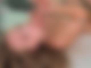 Chloe's Live Sex Cam Show