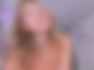 Chloe's Live Sex Cam Show