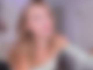 Chloe's Live Sex Cam Show