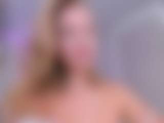 Live cam show with Chloe - Natural on CamwithHer