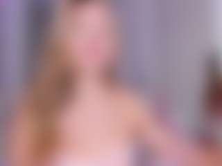 Chloe's Live Sex Cam Show