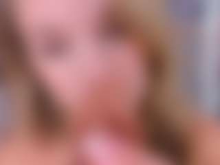 Live cam show with Chloe - Public on CamwithHer
