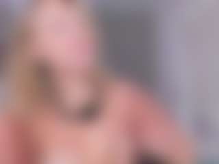 Chloe's Live Sex Cam Show