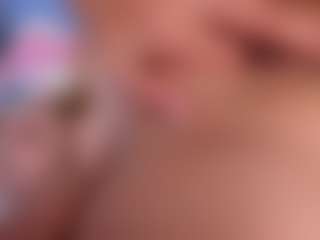 Live cam show with Chloe - White Blonde Hair on SpunkLive | united states