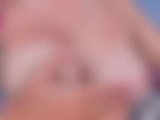 Chloe's Live Sex Cam Show