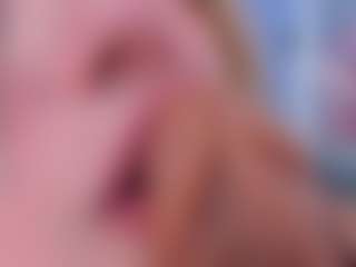 Chloe's Live Sex Cam Show