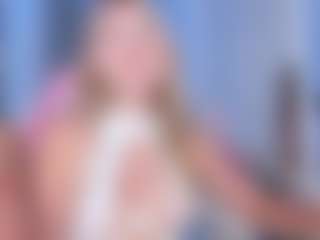 Live cam show with Chloe - Small Tits Young Adult on realtime-chat