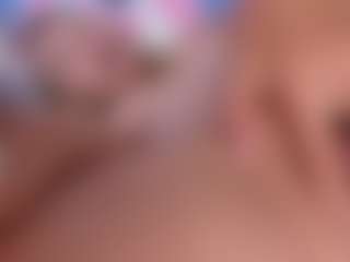 Chloe's Live Sex Cam Show