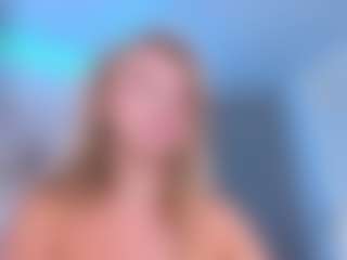 Chloe's Live Sex Cam Show