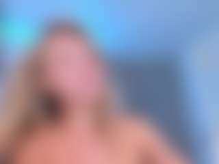 Chloe's Live Sex Cam Show
