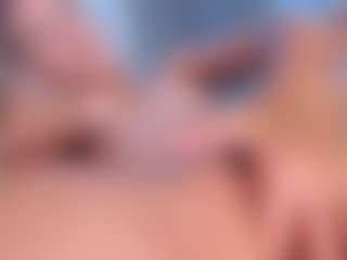 Chloe's Live Sex Cam Show