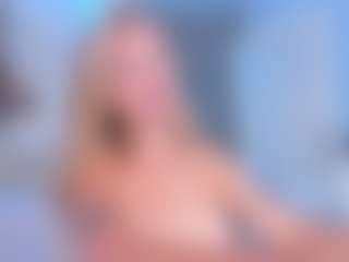Chloe's Live Sex Cam Show