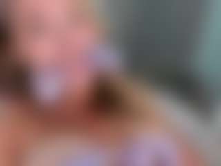 Chloe's Live Sex Cam Show