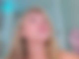 Chloe's Live Sex Cam Show