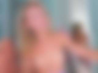 Chloe's Live Sex Cam Show