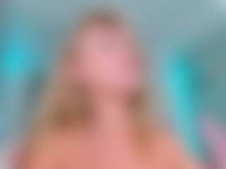 Chloe's Live Sex Cam Show