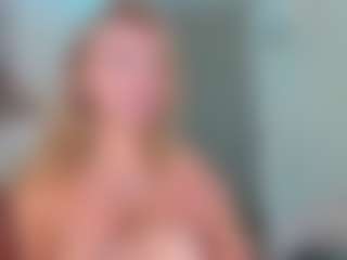 Chloe's Live Sex Cam Show