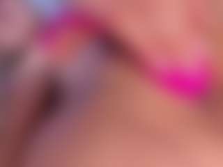 Chloe's Live Sex Cam Show