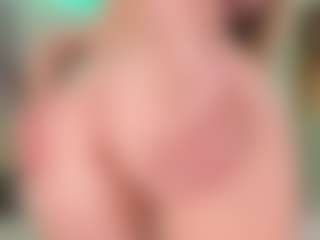 Chloe's Live Sex Cam Show