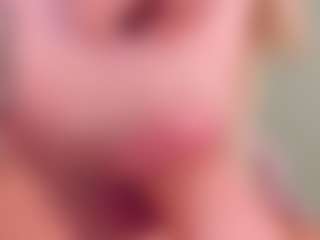 Chloe's Live Sex Cam Show
