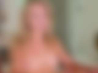 Chloe's Live Sex Cam Show