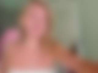 Chloe's Live Sex Cam Show