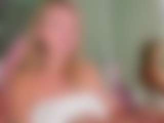 Chloe's Live Sex Cam Show