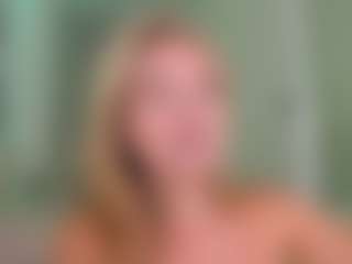 Chloe's Live Sex Cam Show