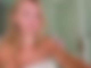 Chloe's Live Sex Cam Show