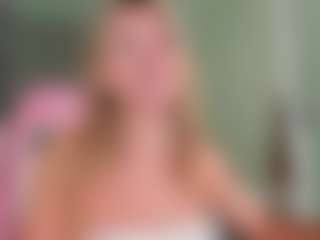 Chloe's Live Sex Cam Show