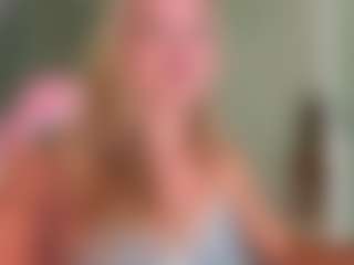 Chloe's Live Sex Cam Show