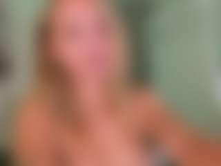 Chloe's Live Sex Cam Show