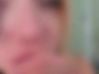 Chloe's Live Sex Cam Show