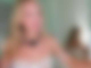 Chloe's Live Sex Cam Show