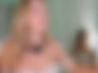 Chloe's Live Sex Cam Show