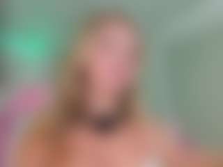 Chloe's Live Sex Cam Show