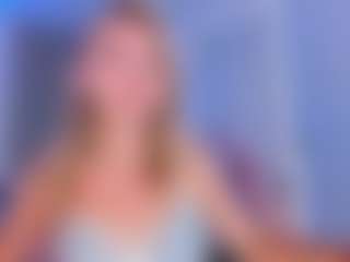 Live cam show with Chloe - Green Eyes on xxxlivecams.org