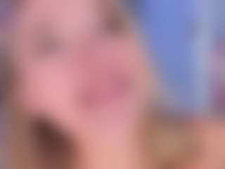Live cam show with Chloe - Toys on Mixed Magazine Live