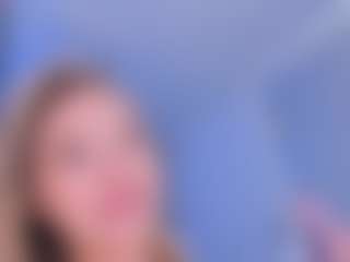 Live cam show with Chloe - Squirt on TeamSkeetLive