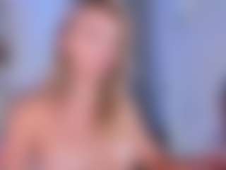 Live cam show with Chloe - Petite on Cam Slut