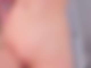 Live cam show with Chloe - Sexwebcam Blonde Hair on https://playwithruby.com
