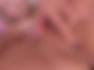 Chloe's Live Sex Cam Show