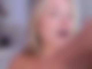 Live cam show with Chloe - Cum In Pussy on crypto-cams