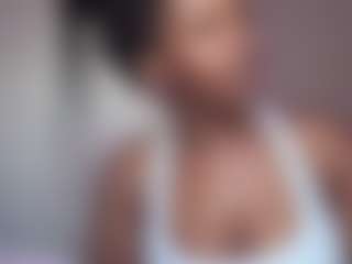 Live cam show with Mocha Kaia - Lovense on chickslive.net