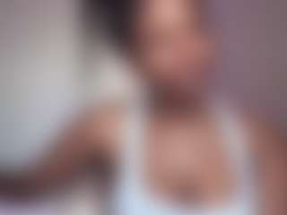 Live cam show with Mocha Kaia - Bedroom on chickslive.net