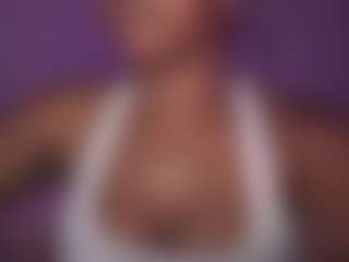 Live cam show with Mocha Kaia - Flashing on MyBangCams