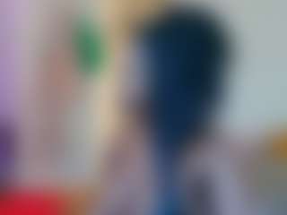 Live cam show with Mocha Kaia - Shaved Pussy on makecum.org