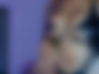 Live cam show with Mocha Kaia - Spank on fuklive.com