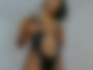 Live cam show with Mocha Kaia - Spank on fapnchat